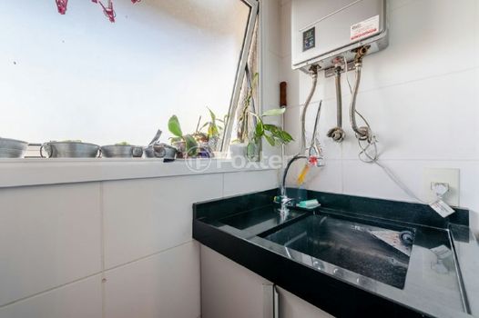 Foto 7 do(a) Apartamento de 2 quartos à venda em Petrópolis, Porto Alegre