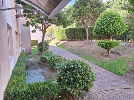 Foto 9 do(a) Flat de 3 quartos à venda em Jardim Carvalho, Porto Alegre