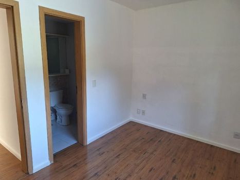 Foto 16 do(a) Flat de 3 quartos à venda em Jardim Carvalho, Porto Alegre