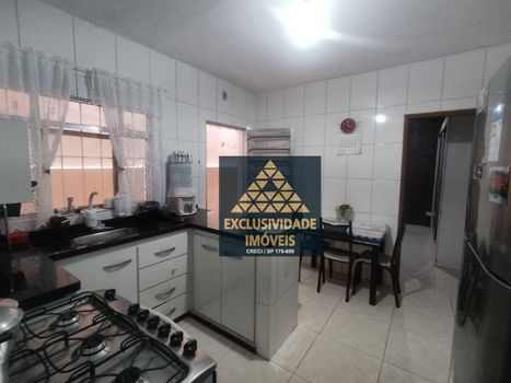 Foto 4 do(a) Casa de 3 quartos à venda em Jardim Fortaleza, Guarulhos