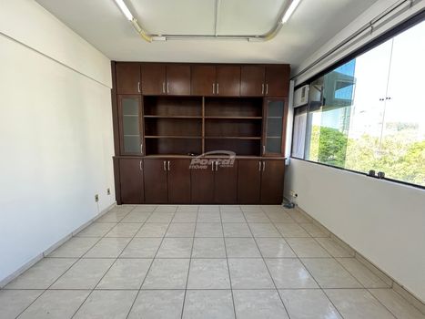 Foto 3 do(a) Sala / Conjunto Comercial false à venda em Victor Konder, Blumenau