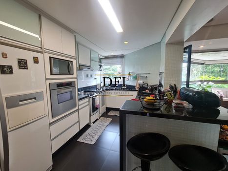 Foto 15 do(a) Apartamento de 4 quartos à venda em Alto da Lapa, São Paulo