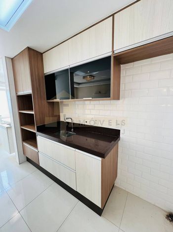 Foto 5 do(a) Apartamento de 2 quartos à venda em Jardim Tupanci, Barueri