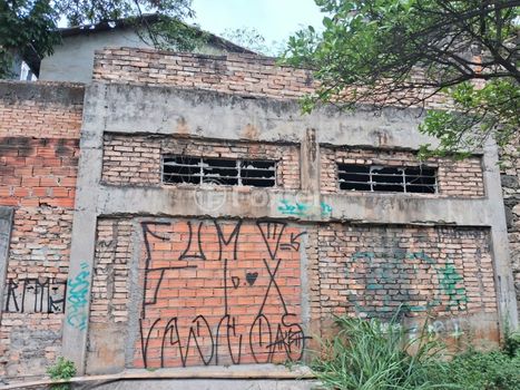 Foto 4 do(a) Terreno false à venda em Parque Maria Luiza, São Paulo