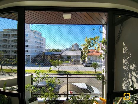 Foto 10 do(a) Apartamento de 3 quartos à venda em Capoeiras, Florianópolis