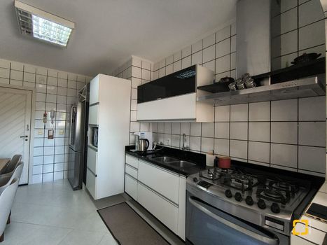 Foto 34 do(a) Apartamento de 3 quartos à venda em Capoeiras, Florianópolis