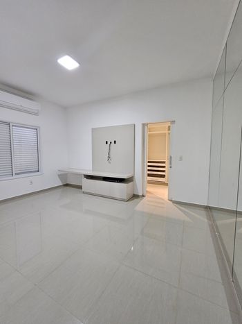 Foto 10 do(a) Casa em Condomínio de 3 quartos à venda em Parque Residencial Damha V, São José do Rio Preto