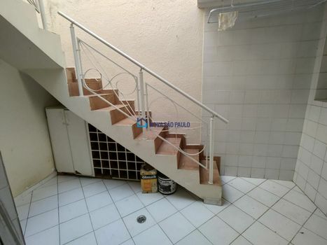Foto 7 do(a) Casa de 4 quartos à venda em Vila Caraguatá, São Paulo