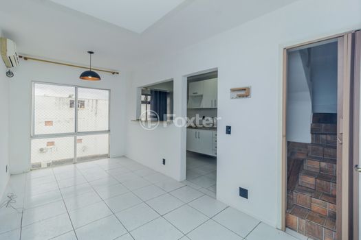 Foto 2 do(a) Cobertura de 2 quartos à venda em Navegantes, Porto Alegre