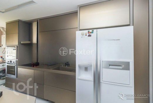 Foto 8 do(a) Apartamento de 3 quartos à venda em Vila Jardim, Porto Alegre