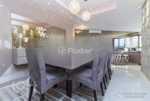 Foto 4 do(a) Apartamento de 3 quartos à venda em Vila Jardim, Porto Alegre