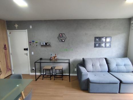 Foto 3 do(a) Apartamento de 2 quartos à venda em Colinas, Londrina