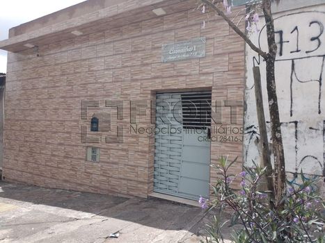 Foto 1 do(a) Casa de 2 quartos à venda em Conjunto Habitacional Santa Etelvina II, São Paulo