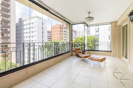 Foto 2 do(a) Apartamento de 4 quartos à venda em Santa Cecília, São Paulo