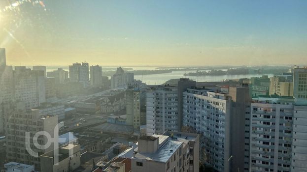 Foto 25 do(a) Apartamento de 2 quartos à venda em Independência, Porto Alegre