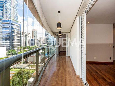 Foto 14 do(a) Apartamento de 3 quartos à venda em Chácara Itaim, São Paulo