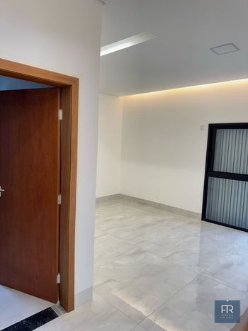 Foto 12 do(a) Casa em Condomínio de 4 quartos à venda em Morada da Colina, Uberlândia