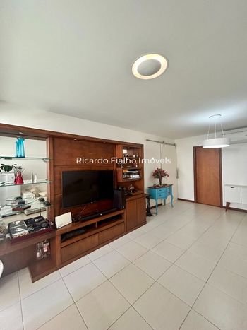 Foto 5 do(a) Apartamento de 3 quartos à venda em Praia da Costa, Vila Velha