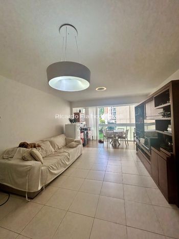 Foto 3 do(a) Apartamento de 3 quartos à venda em Praia da Costa, Vila Velha