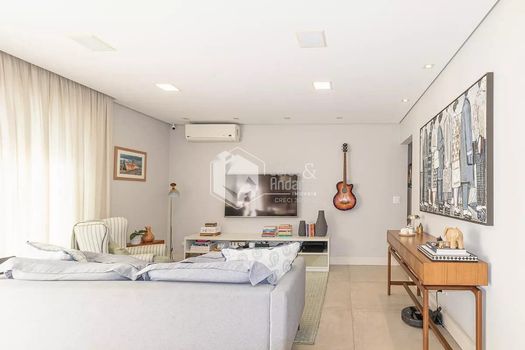 Foto 2 do(a) Apartamento de 2 quartos à venda em Moema, São Paulo
