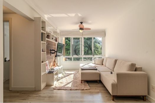 Foto 2 do(a) Apartamento de 2 quartos à venda em Santa Cecília, Porto Alegre