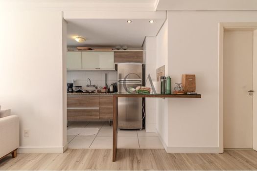 Foto 4 do(a) Apartamento de 2 quartos à venda em Santa Cecília, Porto Alegre