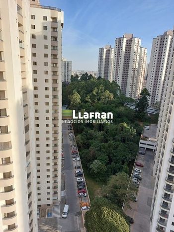 Foto 6 do(a) Apartamento de 3 quartos à venda em Chácara Agrindus, Taboão da Serra