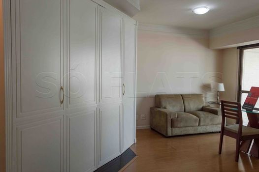 Foto 3 do(a) Flat de 2 quartos à venda em Vila Nova Conceição, São Paulo