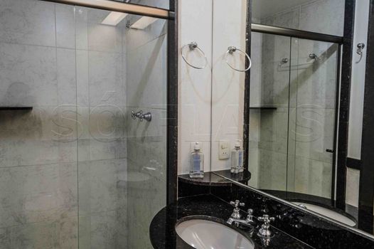 Foto 17 do(a) Flat de 2 quartos à venda em Vila Nova Conceição, São Paulo