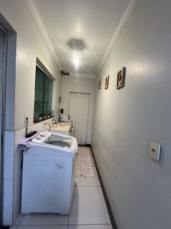 Foto 13 do(a) Casa de 3 quartos à venda em Europa, Contagem