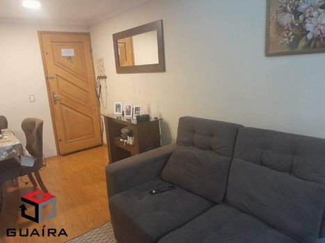 Foto 1 do(a) Apartamento de 2 quartos à venda em Jardim Santo André, Santo André