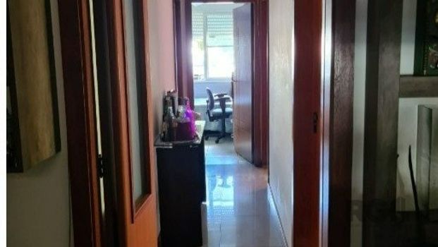 Foto 15 do(a) Apartamento de 3 quartos à venda em Cristal, Porto Alegre