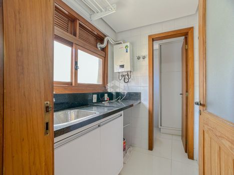 Foto 15 do(a) Apartamento de 3 quartos à venda em Petrópolis, Porto Alegre