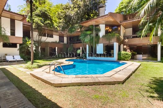 Foto 1 do(a) Casa de 5 quartos à venda em Jardim América, São Paulo