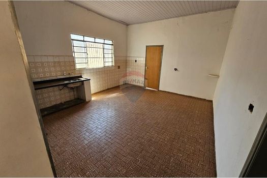 Foto 11 do(a) Casa de 3 quartos à venda em Vila América, Lins