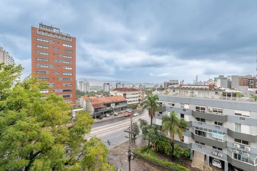 Foto 30 do(a) Apartamento de 3 quartos à venda em Petrópolis, Porto Alegre