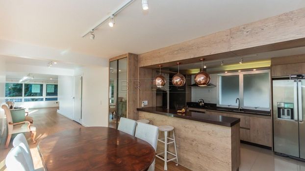 Foto 2 do(a) Apartamento de 3 quartos à venda em Auxiliadora, Porto Alegre