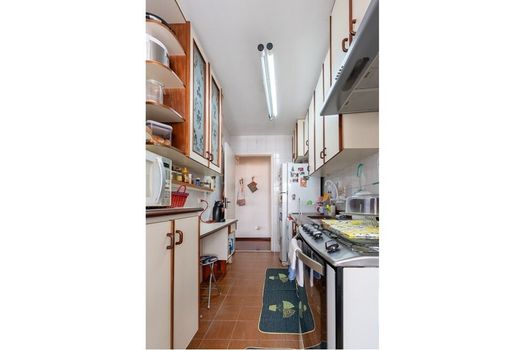 Foto 11 do(a) Apartamento de 2 quartos à venda em Vila Gumercindo, São Paulo