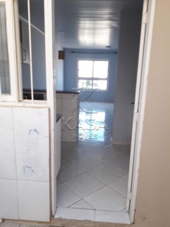 Foto 4 do(a) Casa de 2 quartos à venda em Jardim do Bosque, Cachoeirinha