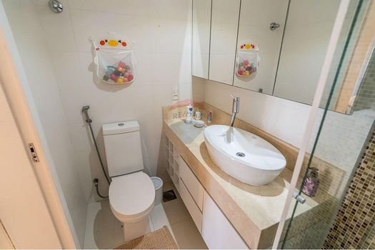 Foto 41 do(a) Casa de 4 quartos à venda em Jardim Guanabara, Rio de Janeiro