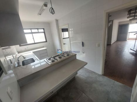 Foto 19 do(a) Cobertura de 3 quartos à venda em São Judas, São Paulo