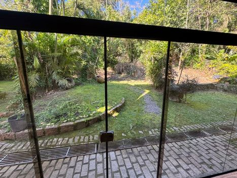 Foto 15 do(a) Casa em Condomínio de 5 quartos à venda em Cachoeira do Bom Jesus, Florianópolis