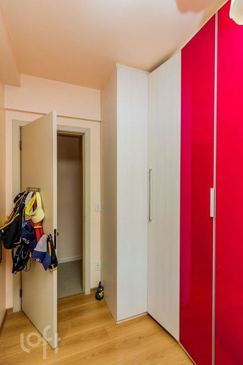 Foto 15 do(a) Apartamento de 2 quartos à venda em Centro Histórico, Porto Alegre