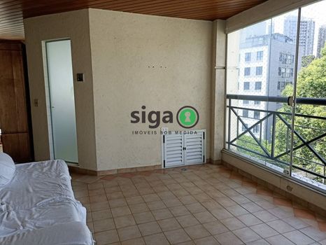 Foto 6 do(a) Apartamento de 4 quartos à venda em Vila Suzana, São Paulo