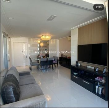 Foto 2 do(a) Apartamento de 4 quartos à venda em Praia da Costa, Vila Velha