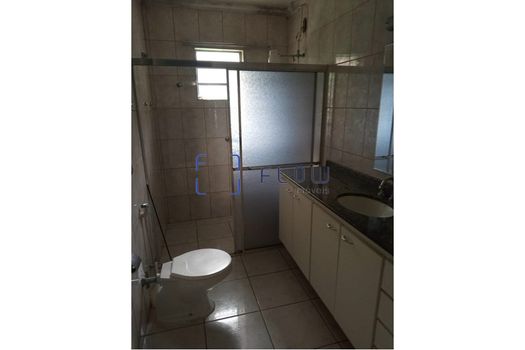 Foto 14 do(a) Casa de 2 quartos à venda em Jardim Itacolomi, São Paulo