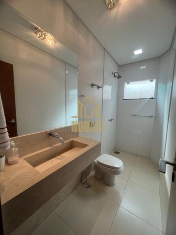Foto 15 do(a) Casa em Condomínio de 4 quartos à venda em Jardins Lisboa, Goiânia