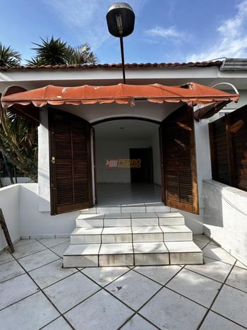 Foto 2 do(a) Casa de 3 quartos à venda em Vila Palmares, Santo André