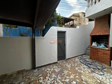 Foto 36 do(a) Casa de 3 quartos à venda em Vila Palmares, Santo André