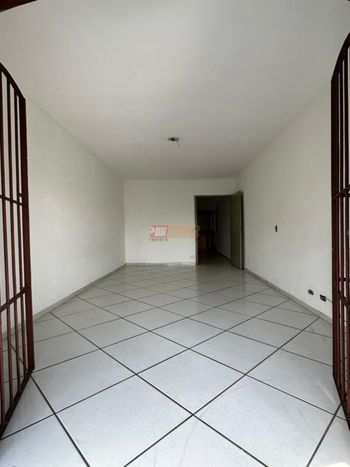 Foto 4 do(a) Casa de 3 quartos à venda em Vila Palmares, Santo André